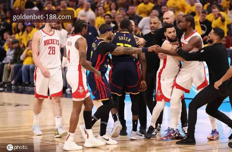 团队韧性vs球星依赖：从勇士险胜火箭看现代篮球的胜负手
